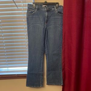 Lee’s Relaxed Bootcut Jeans